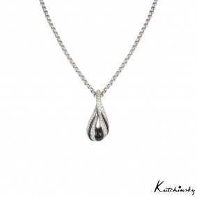 Kutchinsky White Gold Diamond & Onyx Pendant Kutchinsky White Gold Diamond & Onyx Pendant
